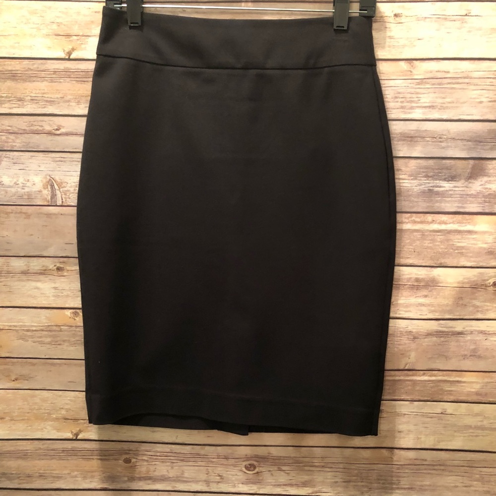 Black Pencil skirt with exposed zipper size 4